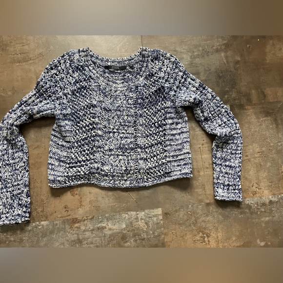 GUESS Crochet Cropped Sweater - Picture 2 of 5